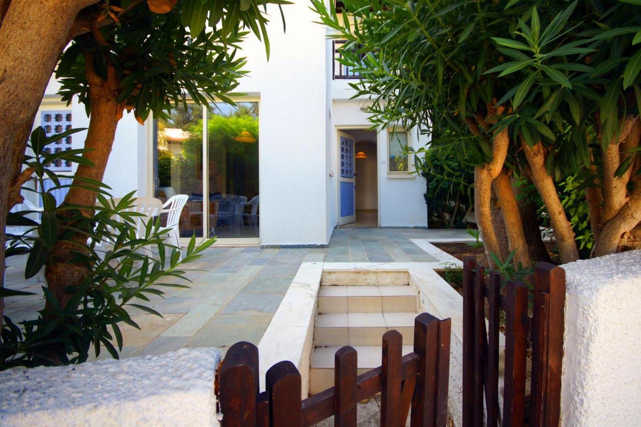 Апартаменты Resitour - Paphos Gardens Экстерьер фото